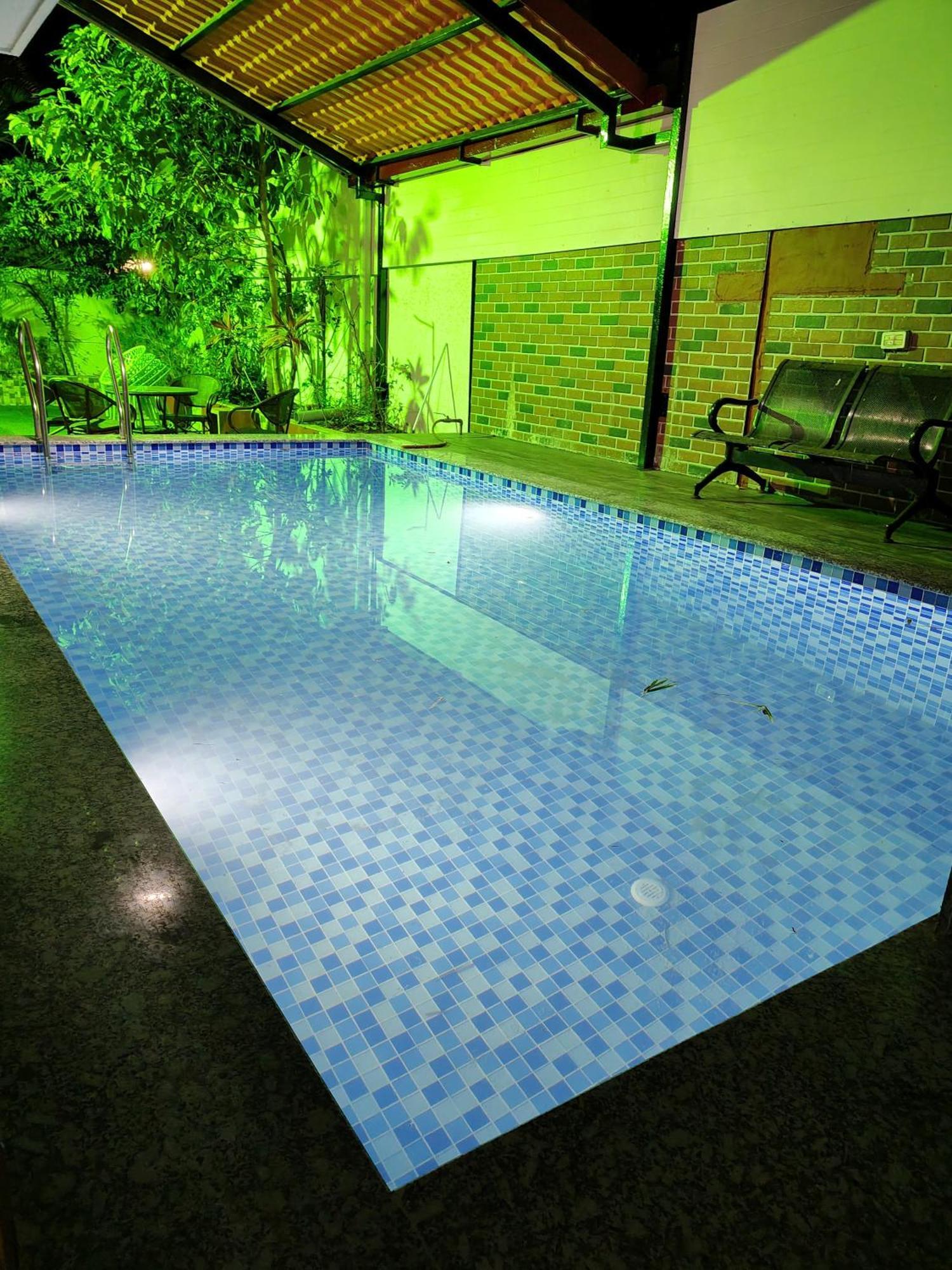 Taj Villa With Free Wifi Lonavla Zewnętrze zdjęcie
